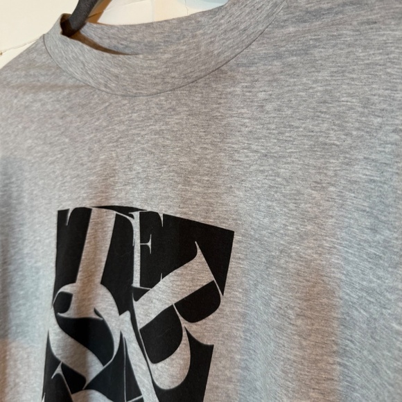 Ted Baker | Graphic Muscle Tee | Size 4 (Small) - Picture 5 of 6